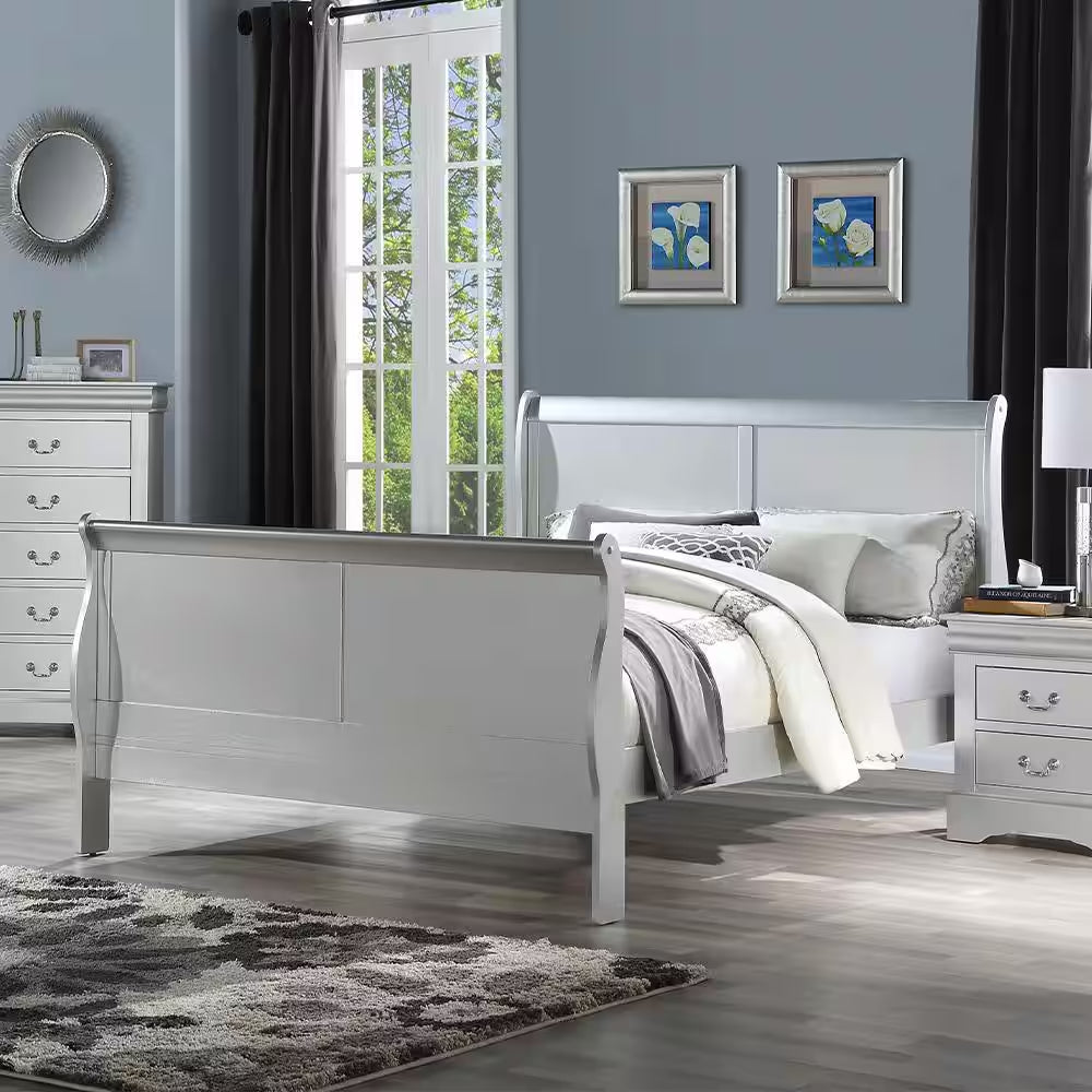 Louis Philippe III Platinum Eastern King Bed