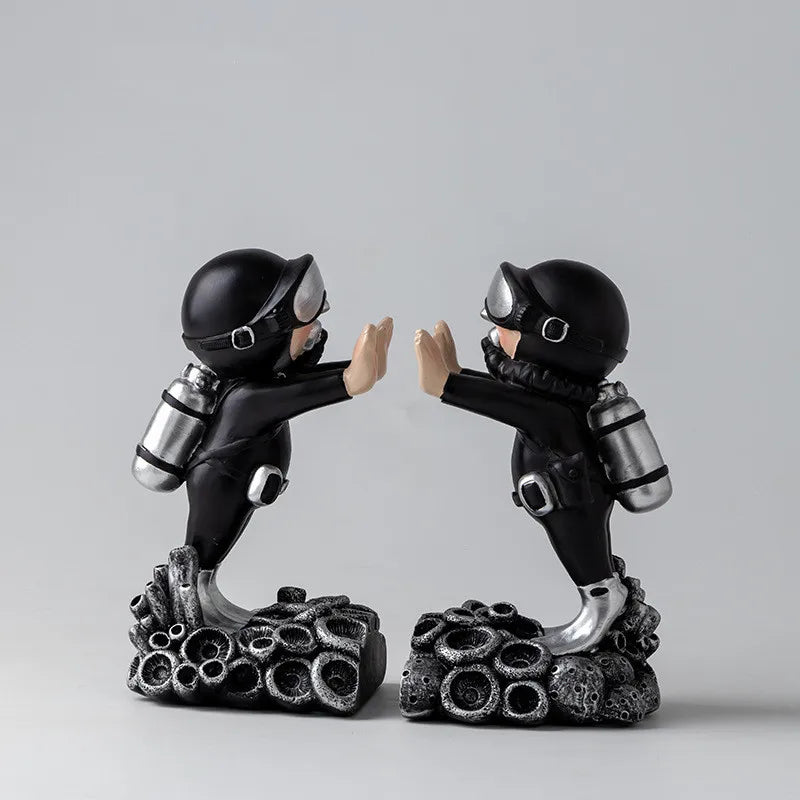 Simple & Creative Astronaut Home Decors