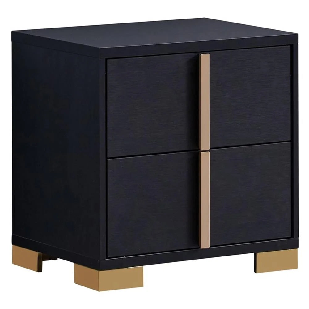 Contemporary 4-Piece Black and Gold Wood Queen Bedroom Set by