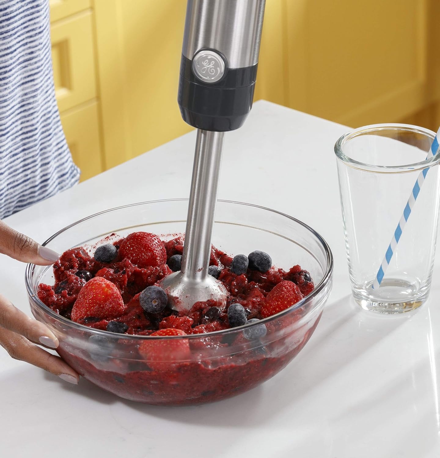 Professional Immersion Blender | Versatile Handheld Blender for Shakes, Smoothies, Baby Food & More | Includes Whisk and Blending Jar | 2-Speed Settings | Interchanable Attachments for Effortless Cleaning | 500 Watts | Durable Stainless Steel Construction