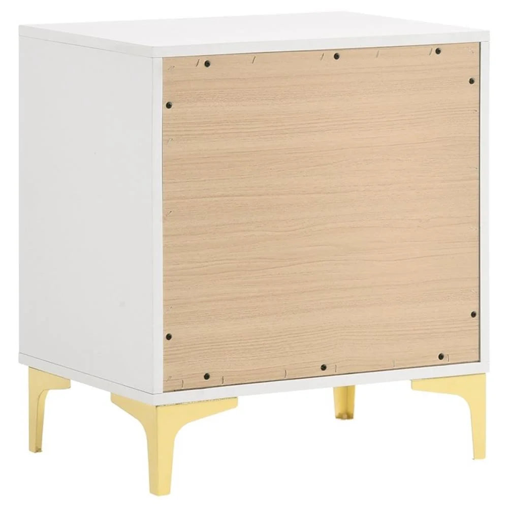 Kendall 5-Piece Eastern King Bedroom Set in White Finish