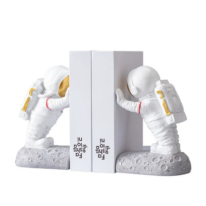Simple & Creative Astronaut Home Decors